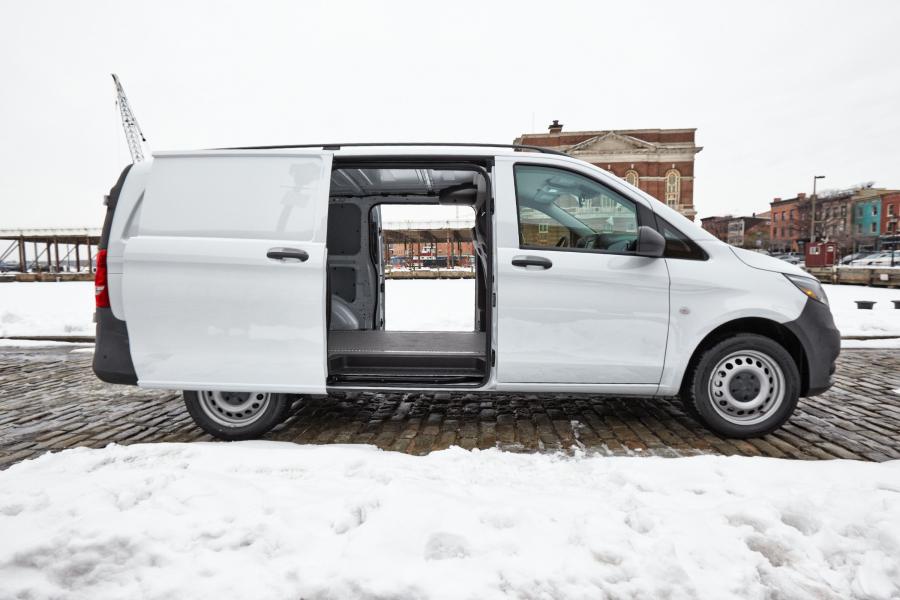  Mercedes-Benz Metris Cargo Van 2015 года  (фото 13 из 31)